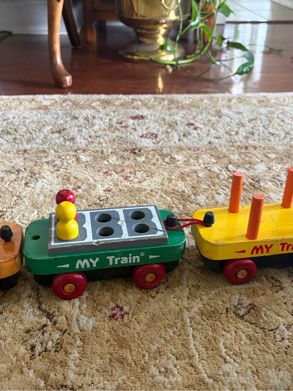 The Montgomery Schoolhouse Inc. Vermont My Train wooden set with pieces - Picture 16 of 16